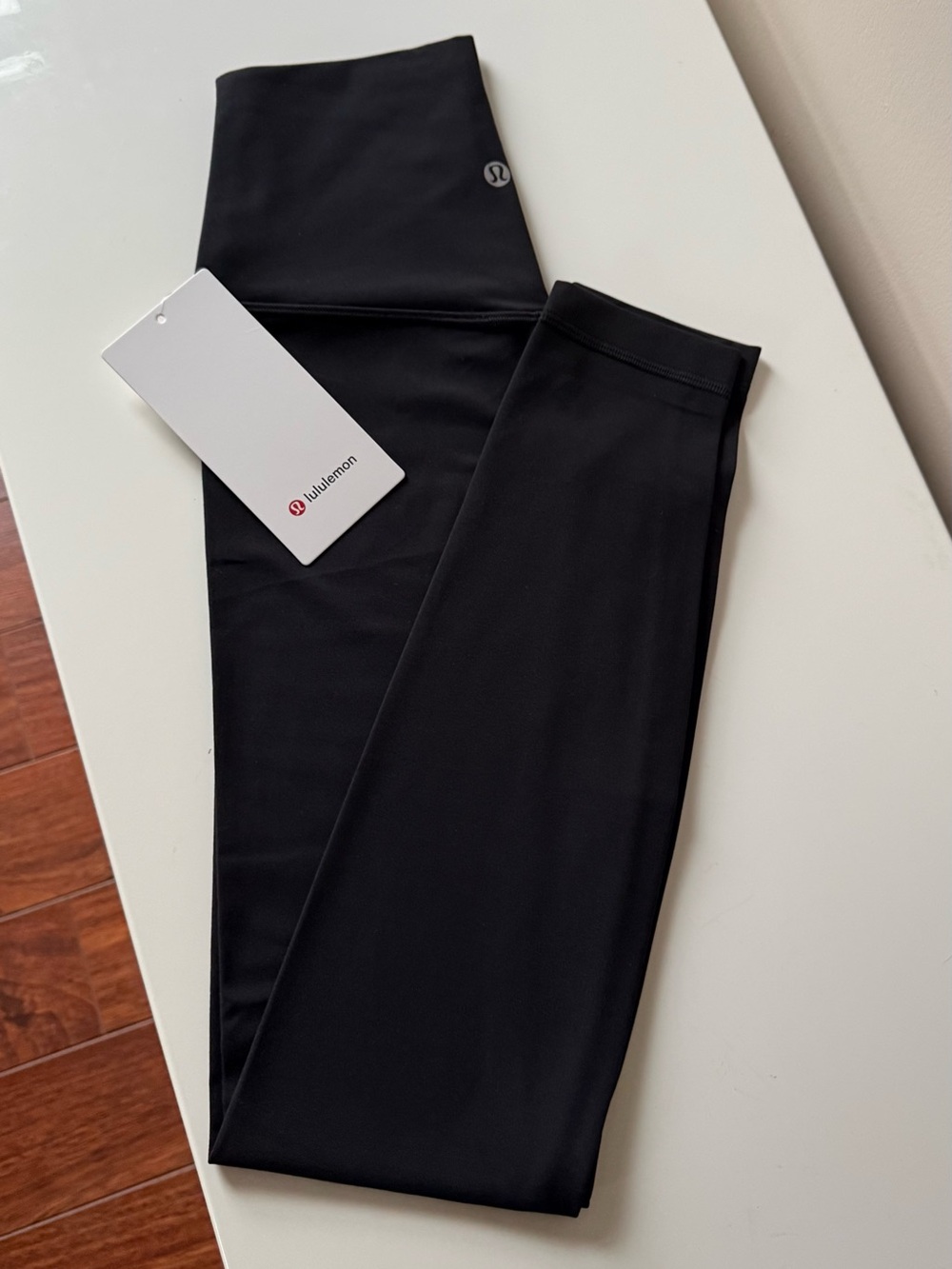 Size 4 align HR 28 no line black
